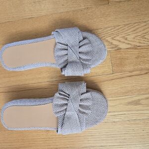 Women's Gray Bow Slip-On Shoes